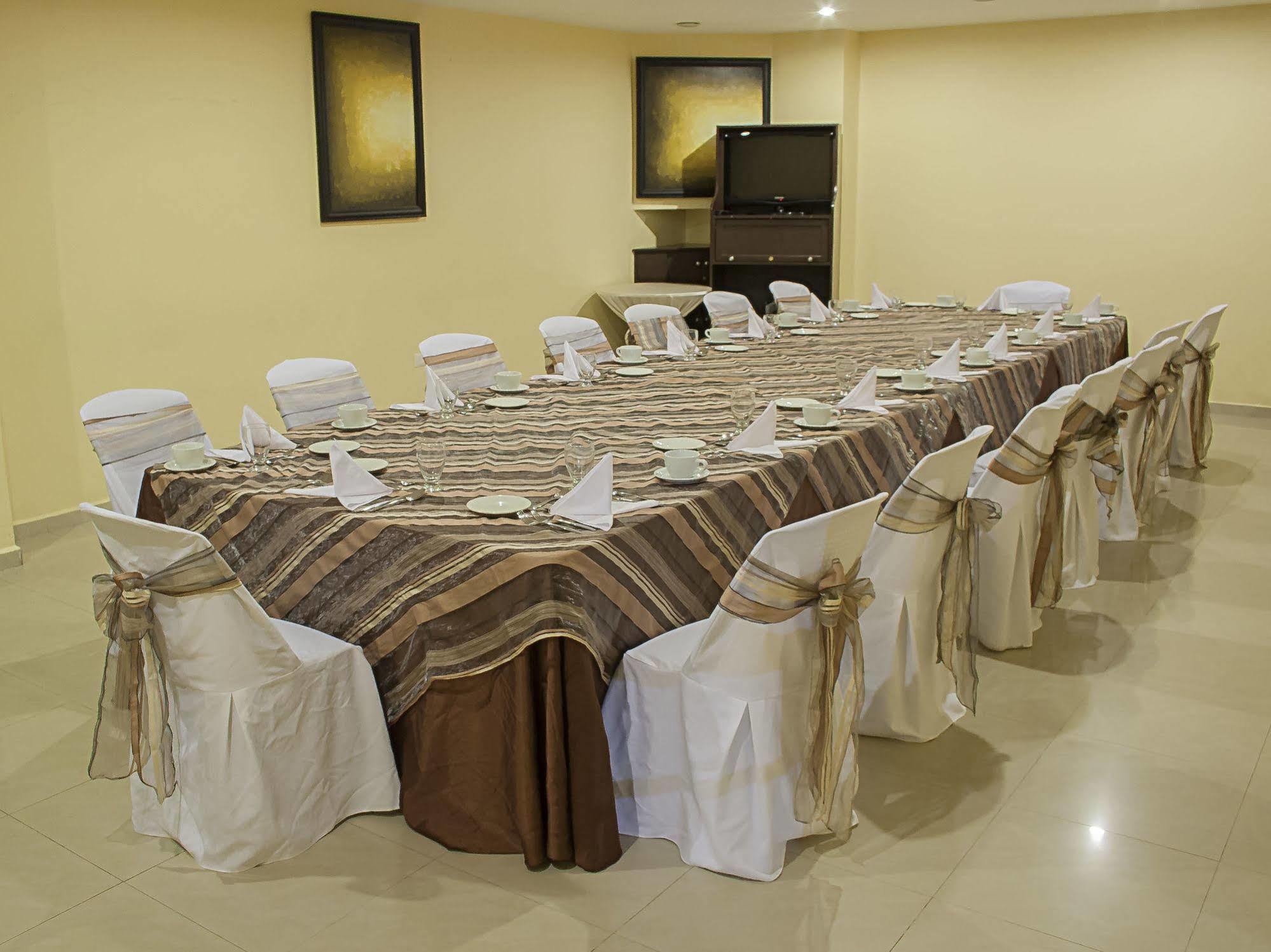 Hotel Villa San Miguel Bagian luar foto